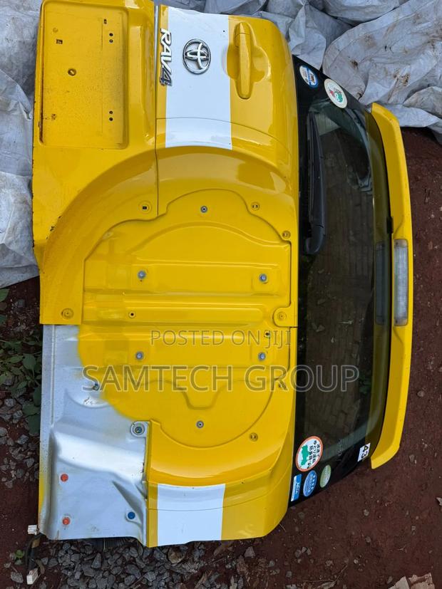 Toyota Rav4 Tail Gate Available - main view