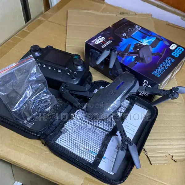E88 Pro Drone With Camera Screen Remote Control Foldable Quadcopter>
