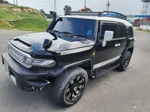 Toyota FJ Cruiser 2011 Black