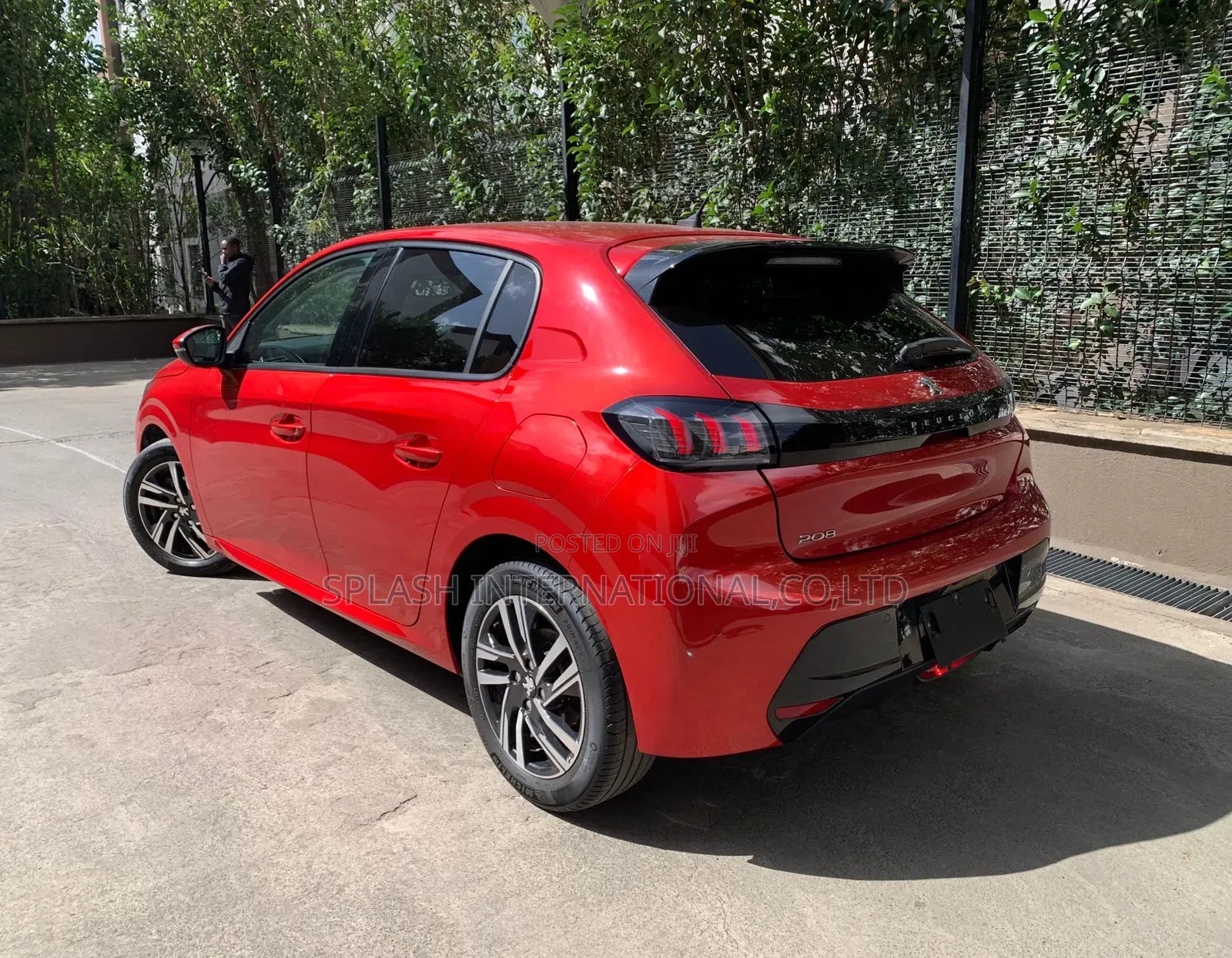 Peugeot 208 2020 Red