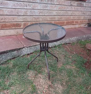 Round Balcon Glass Table With