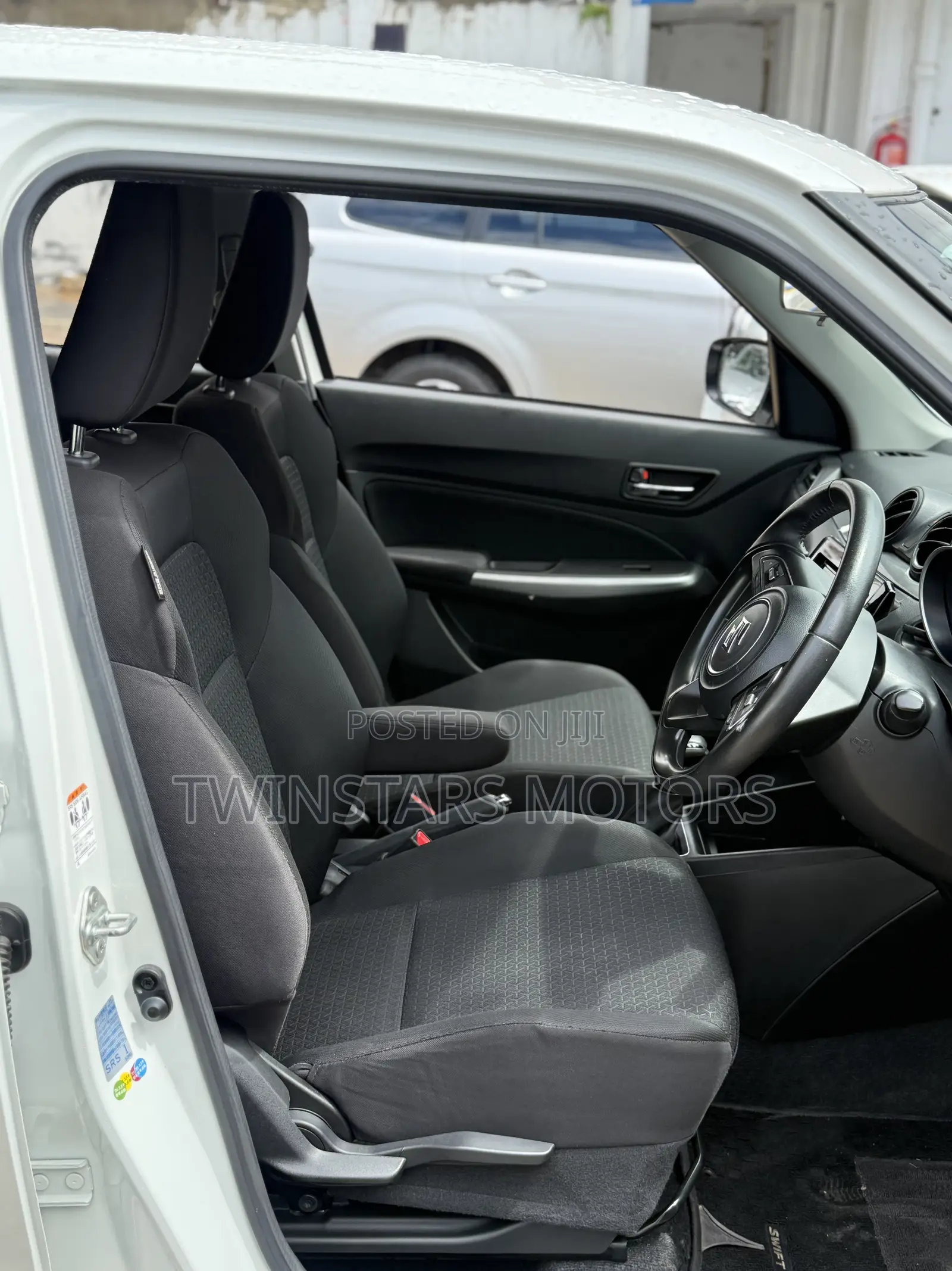 Suzuki Swift 2019 White