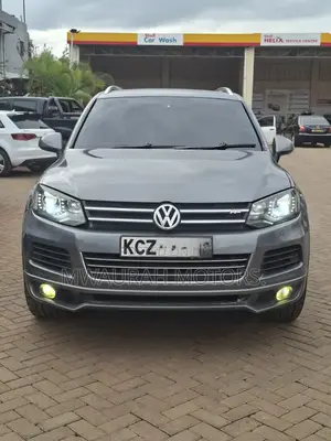 Volkswagen Touareg TDI Executive 4dr SUV AWD (3.0L 6cyl Turbodiesel 8A)