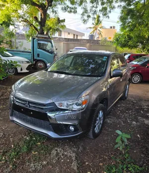 Mitsubishi RVR 2018 Gray
