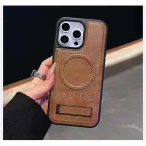 iPhone 15 Pro Max Magsafe Leather Case