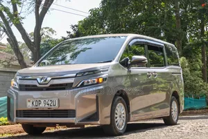 Toyota Voxy 2018 Gray