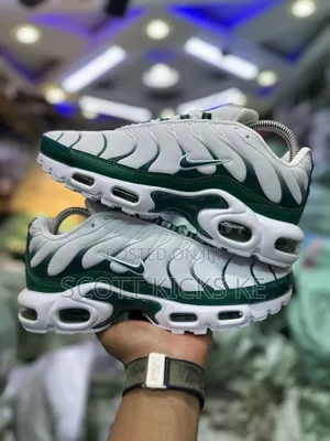 Nike Airmax Tn “ Lacoste ”
Quality Leather