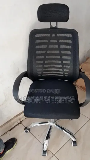 With Wheels. Portable Office Chair Head Rest. Movable Type