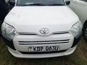 Toyota Succeed 2018 White
