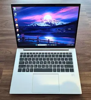 Laptop HP EliteBook 840 G10 16GB Intel Core i7 SSD 512GB