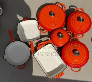 11 Pieces Iron Cast Pots