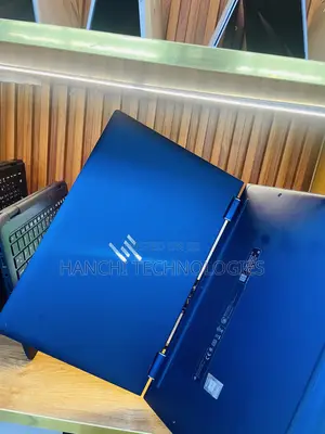 Laptop HP Dragonfly G2 8GB Intel Core i5 SSD 256GB