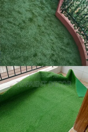 Neat and No Maintenance Balcony Artificial Green Grass Carpet