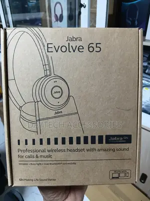 This Is a Jabra Evolve 65 Se Bluetooth Headset With a Charging Stand.