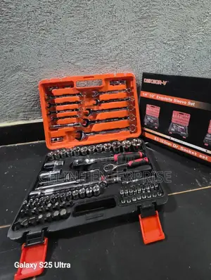82pieces Toolset