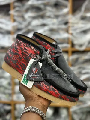 Clarks Unruly Red Black Boots