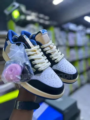Air Jordan 1 Low Travis Scott Fragment Sneakers