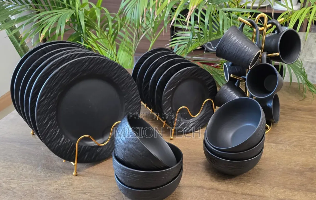24 Pieces Black Elegant Dinner Set 
