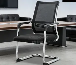 Office Chair : Black Mesh Boardroom Meeting Office Chair