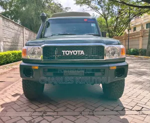 Toyota Land Cruiser 2022 Green