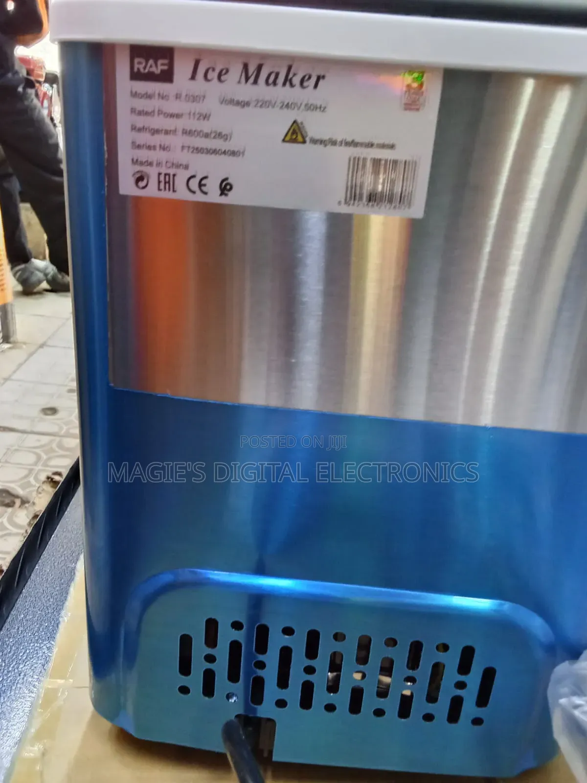Well Performing 112w Ice Cube Maker