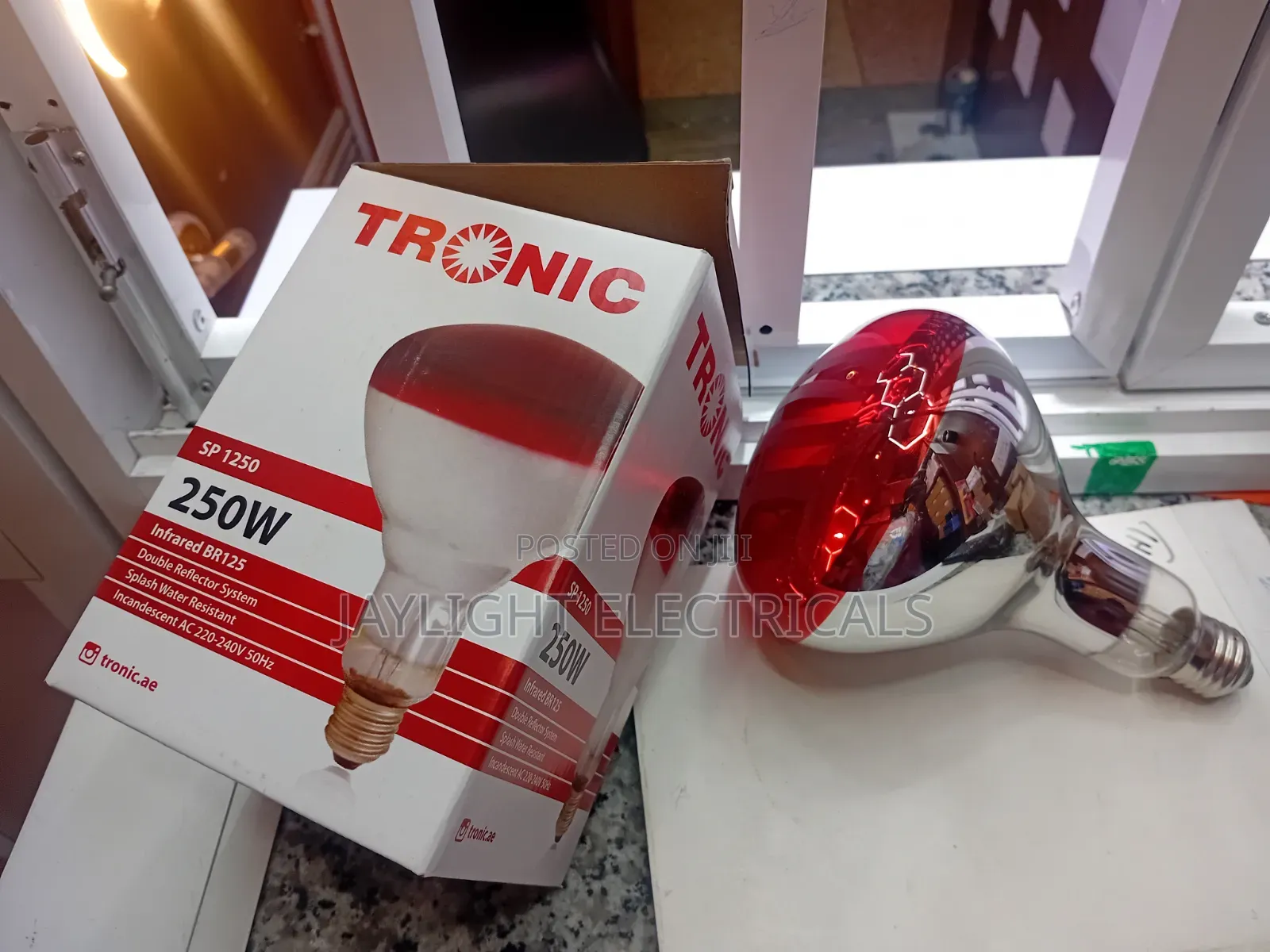 Chicken Warm Lamp Thermal Infrared Bulb for Breeding