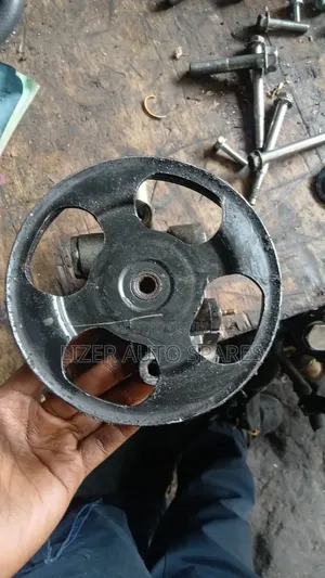 Power Steering Pump 4g15