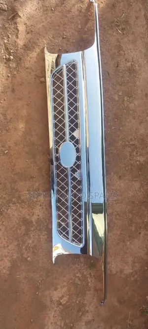 Toyota Hiace 5l/3l Grill Chrome