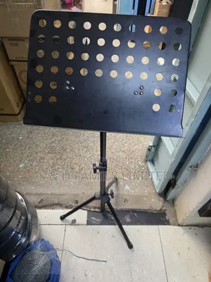 Soundking D013 Music Stand