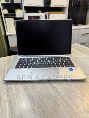 Laptop HP EliteBook 830 G8 16GB Intel Core i5 SSD 256GB