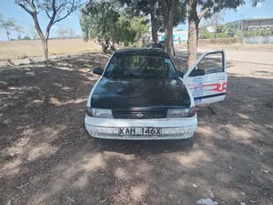 Nissan Sunny 1995 White