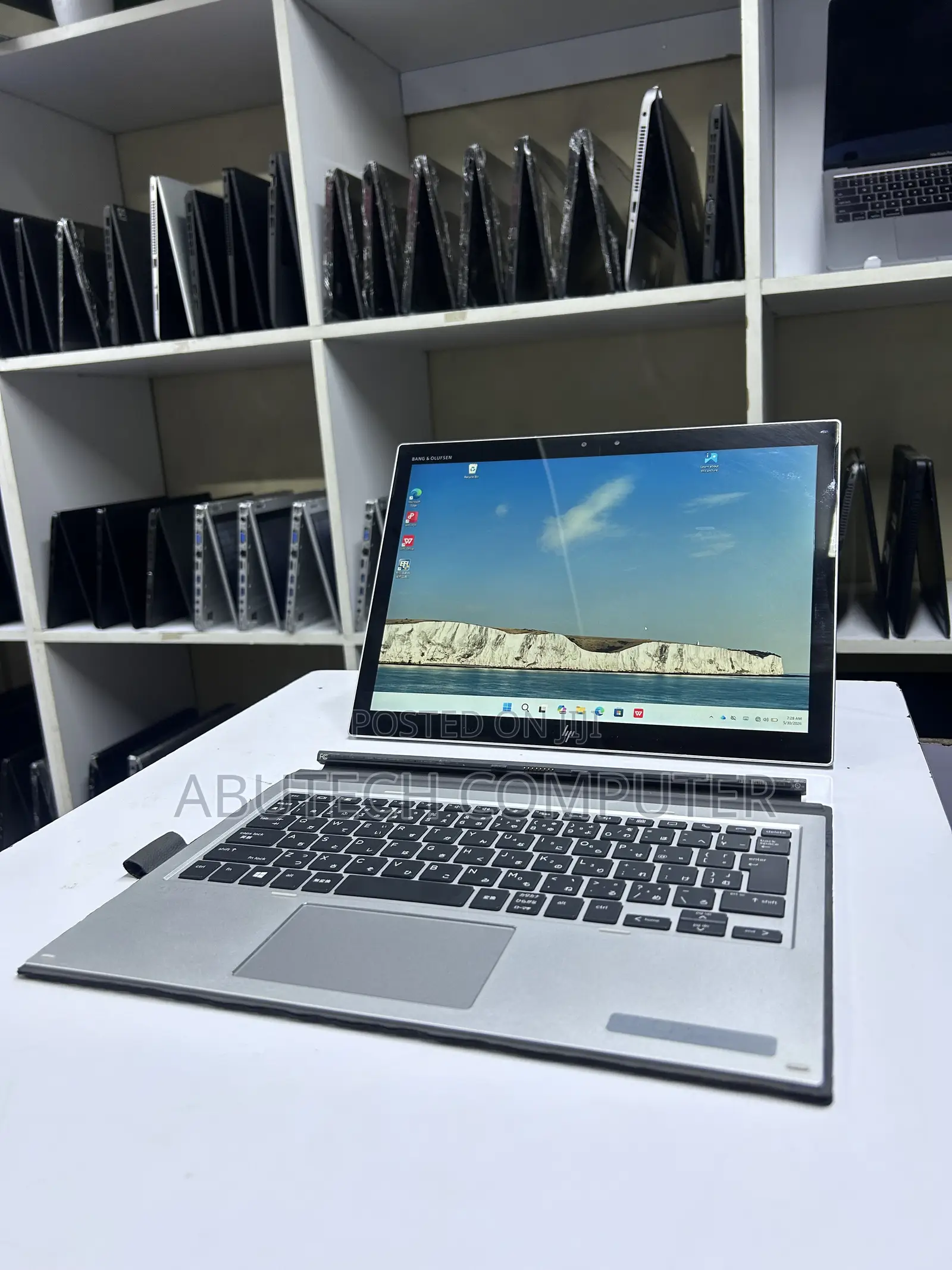 Laptop HP X2 4GB Intel Core i3 SSD 128GB
