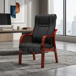 Office Chair : Black Faux Leather Executive Visitors Chair