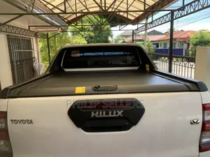 This Toyota Hilux Just Got Upgraded With Our Premium Tonneau Cover