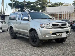 Toyota Hilux 2010 Silver