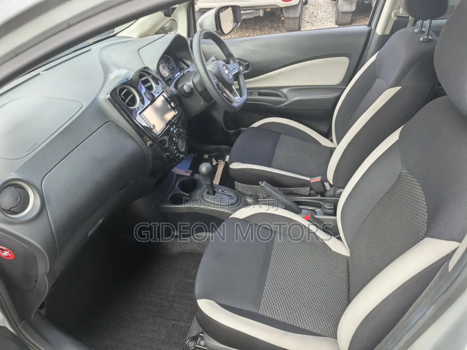 Nissan Note 2019 Silver