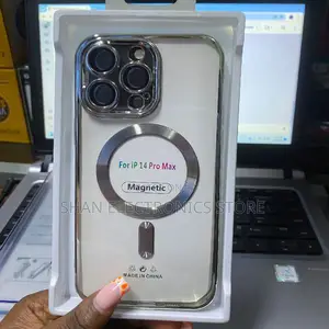 iPhone 14 Pro Max Clear Magnetic Case Compatible With Magsafe