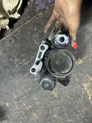 1az Engine Mounting for Noah /Voxy