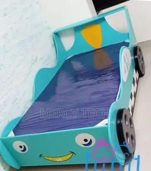 3x6 Kids Baby Cot Bed With Decorated Side Wheels