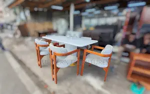 Premium 6 Seater Dining Table/6 Seater Dining Table