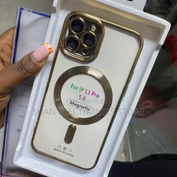 Generic Magnetic Case for iPhone 11 Pro