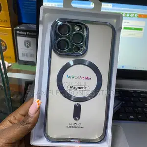 Apple iPhone 14 Pro Max Magnetic Case