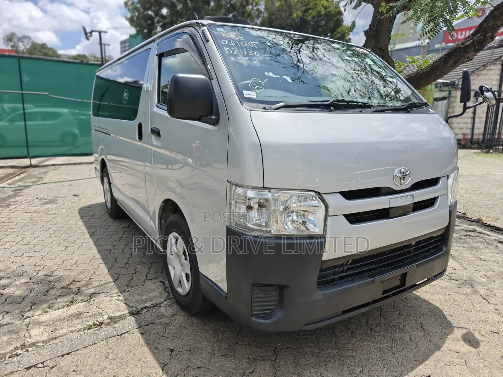 Toyota HiAce 2019 Silver