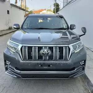 Toyota Land Cruiser Prado 2.8 2022 Gray