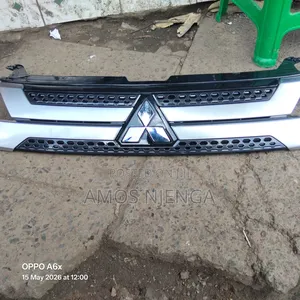 Mitsubishi Outlander 2018 Grill