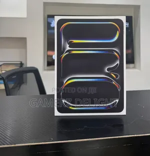 New Apple iPad Pro 11 (2025) 256 GB