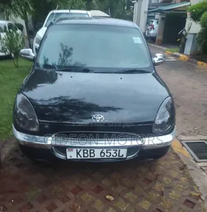 Toyota Duet 2001 Black