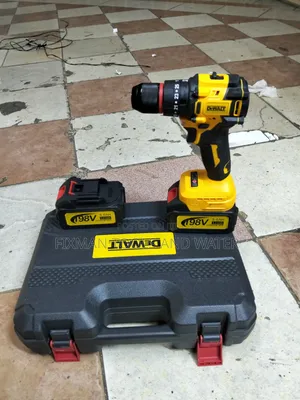 Brushless Dewalt Cordless Drill 198v 2 Battery 1 Yr Warranty