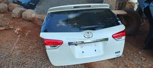 Toyota Wish Back Door
