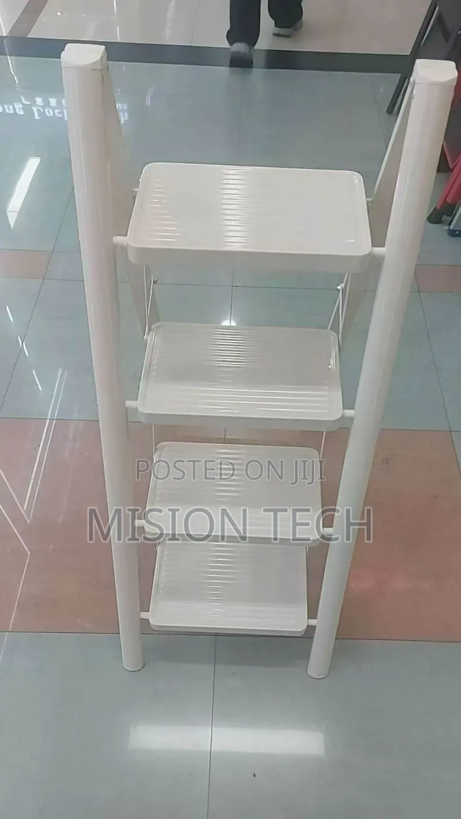 4 Layer Metallic Ladder **
